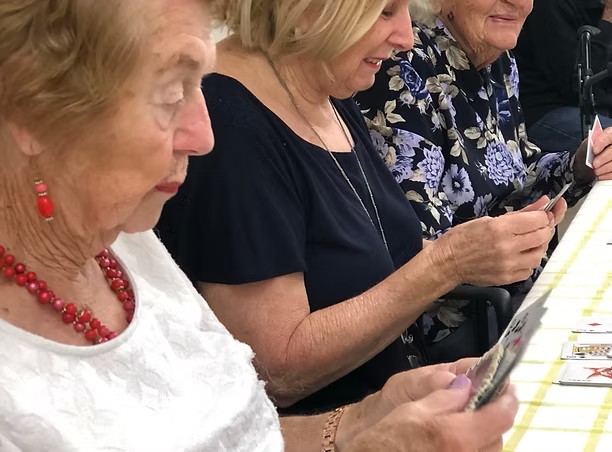 Cards (Dutch) (Glenelg Community Club) — Games - Cards in Glenelg